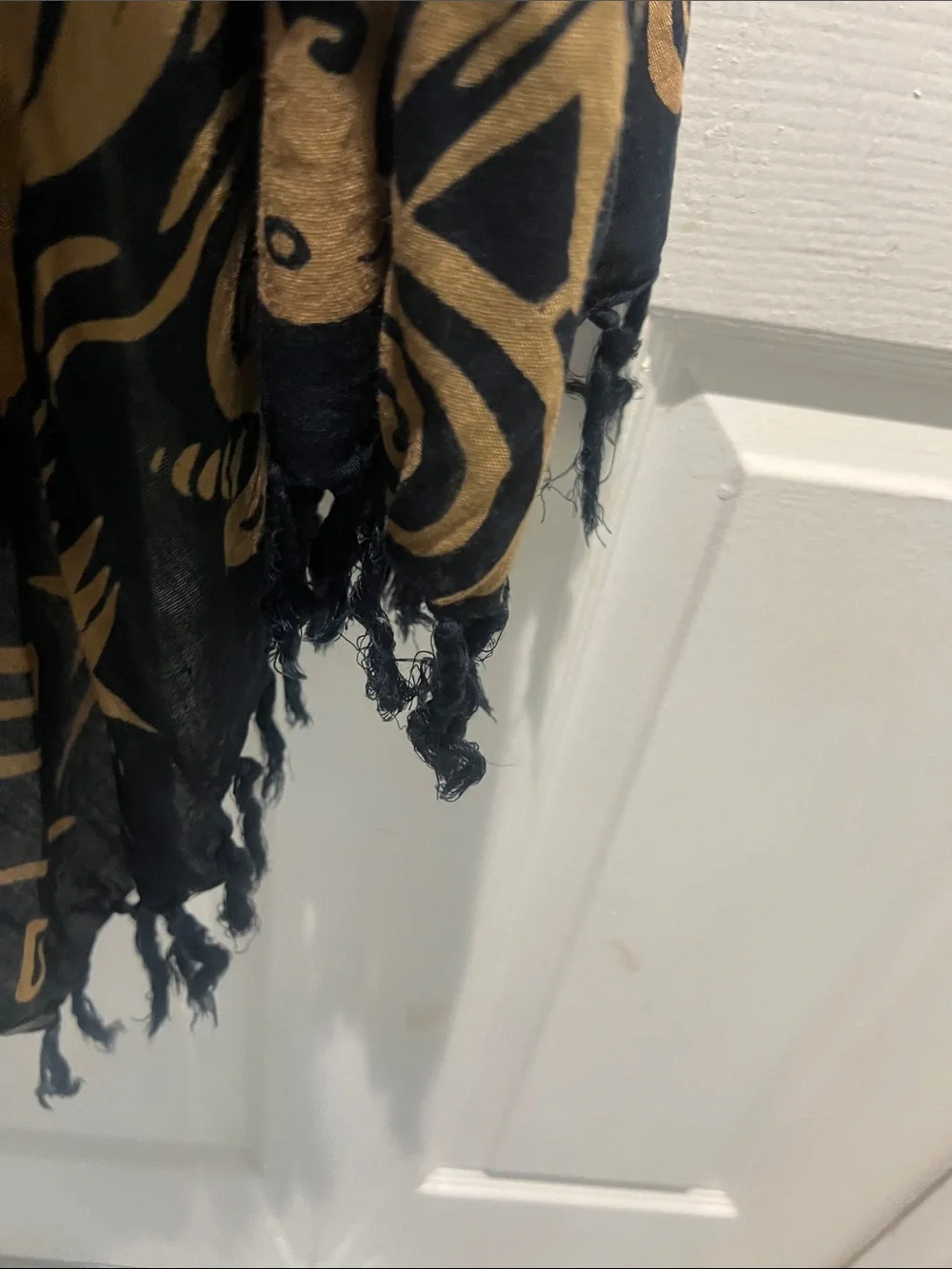 N/A large black
